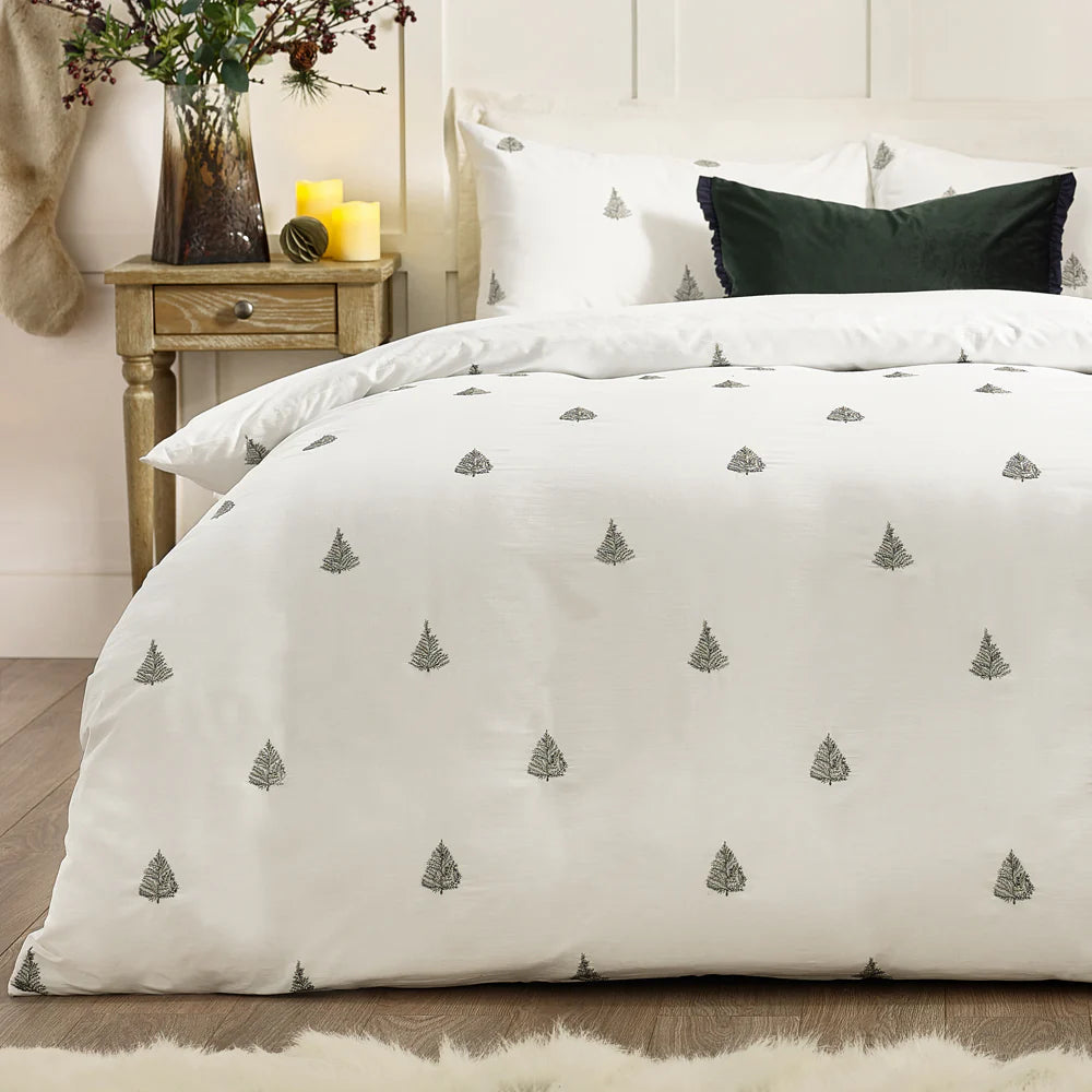 Snowy Forest Duvet cover embroidered Set