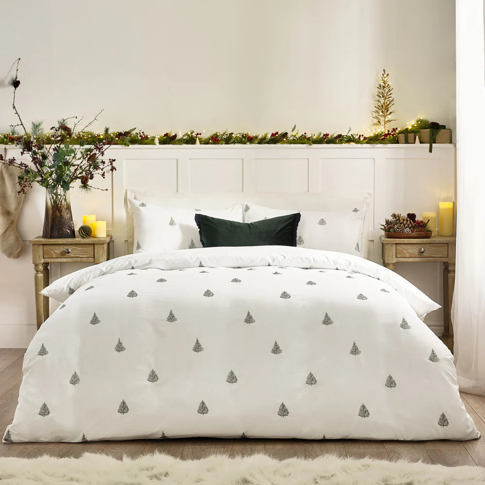 Snowy Forest Duvet cover embroidered Set